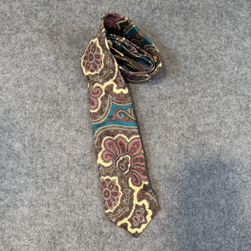 Vintage Burberrys Tie Mens One Size Multicolor Paisley Silk Designer Sewn USA - Picture 1 of 7